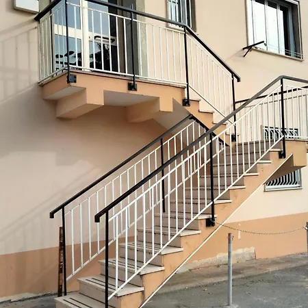 Apartamento Rocca Antica Relax In Sanremo